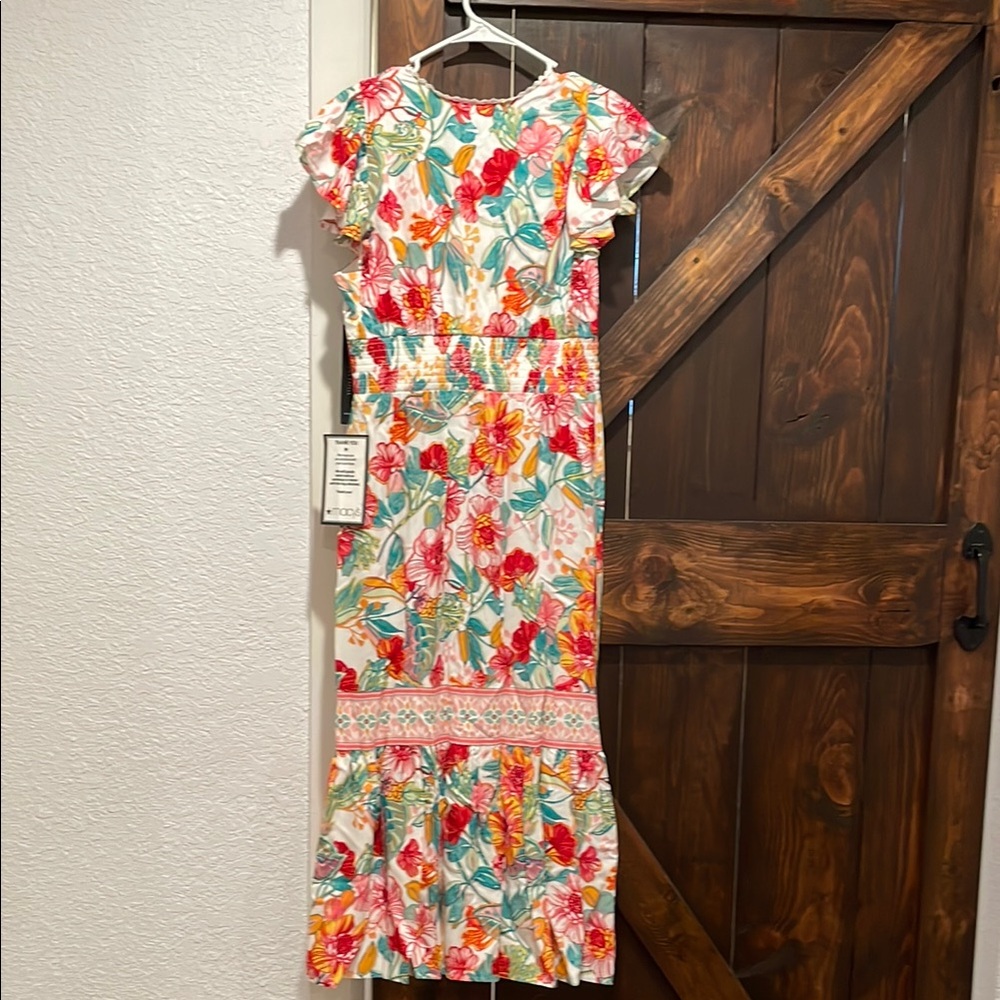 NWT Adrianna Papell Red and Green Flutter Sleeve Maxi Sundress - Picture 2 of 6